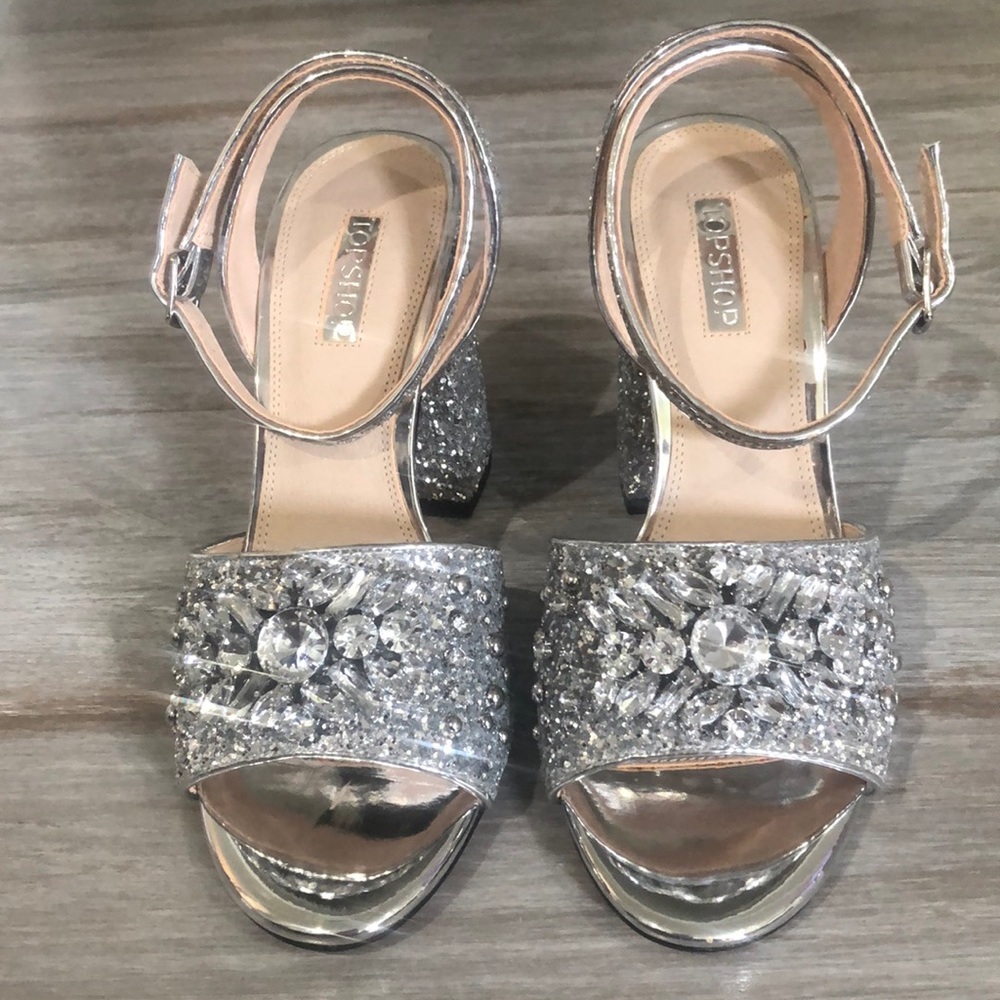 Open toe formal sandal/heel
